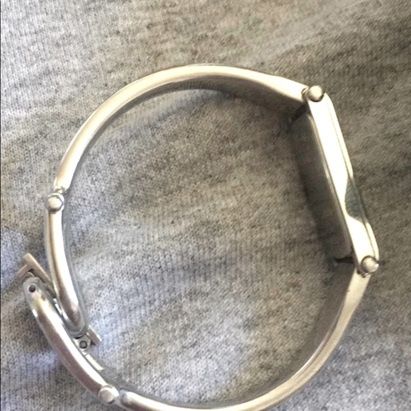 ❤️💚🤍Vintage Gucci Watch!❤️💚🤍 - Picture 7 of 9